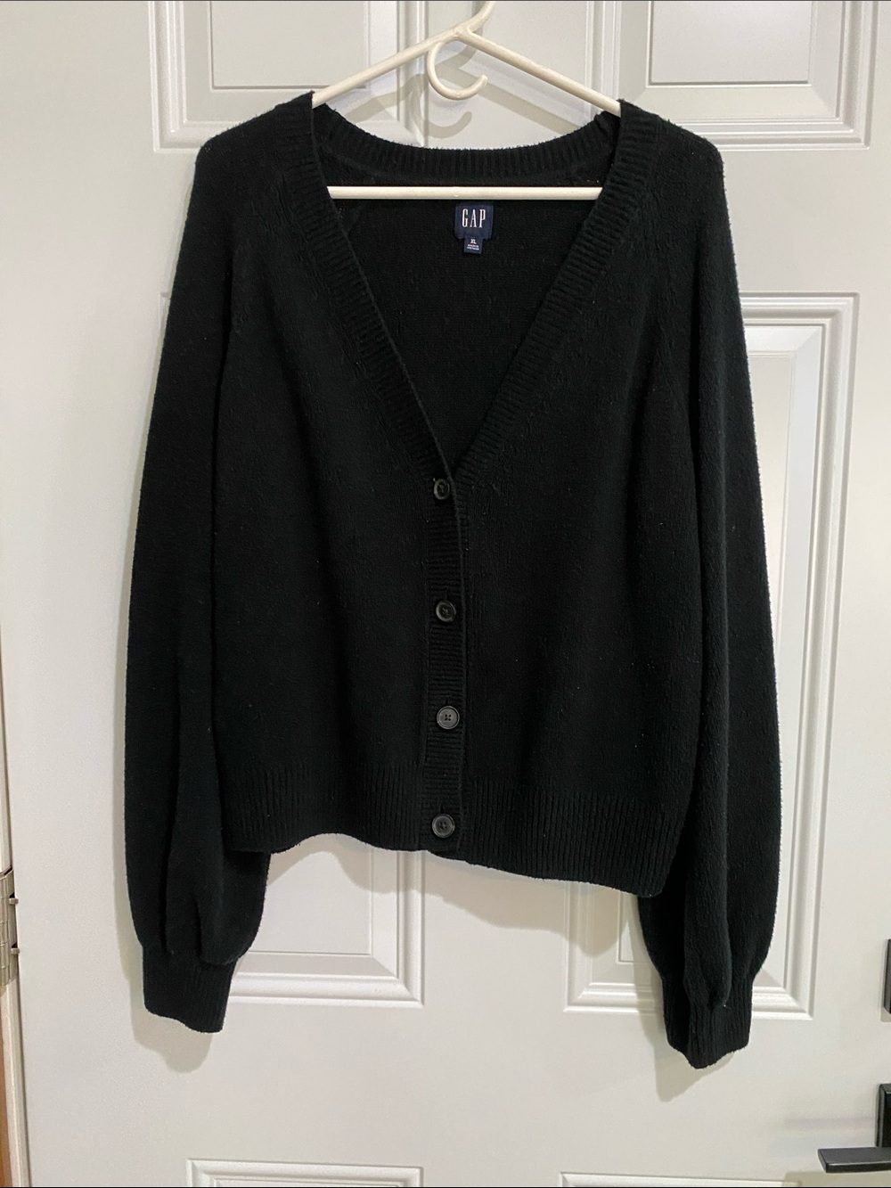 GAP Black V-Neck Button Front Cardigan Sweater
